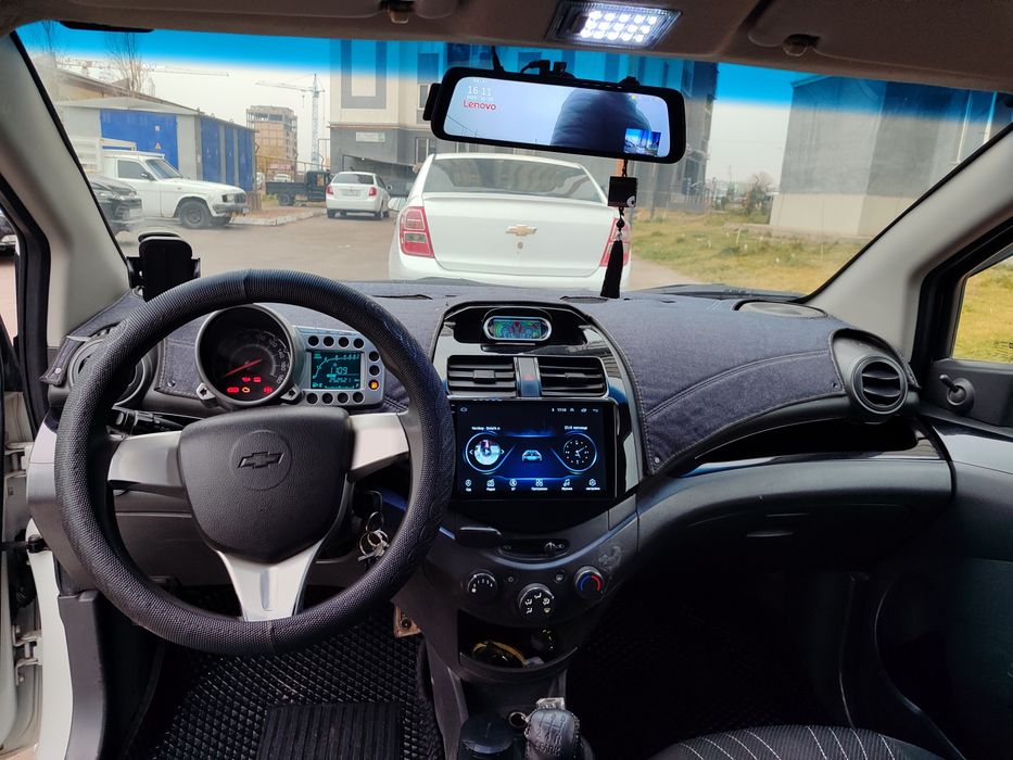 Автомобиль Спарк