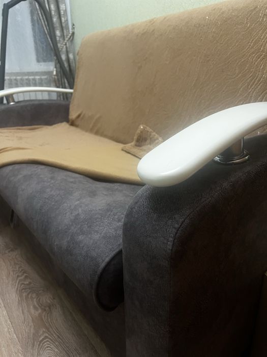 Диван в отличном состоянии