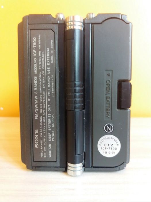 Sony 3 Band Receiver ICF-7800