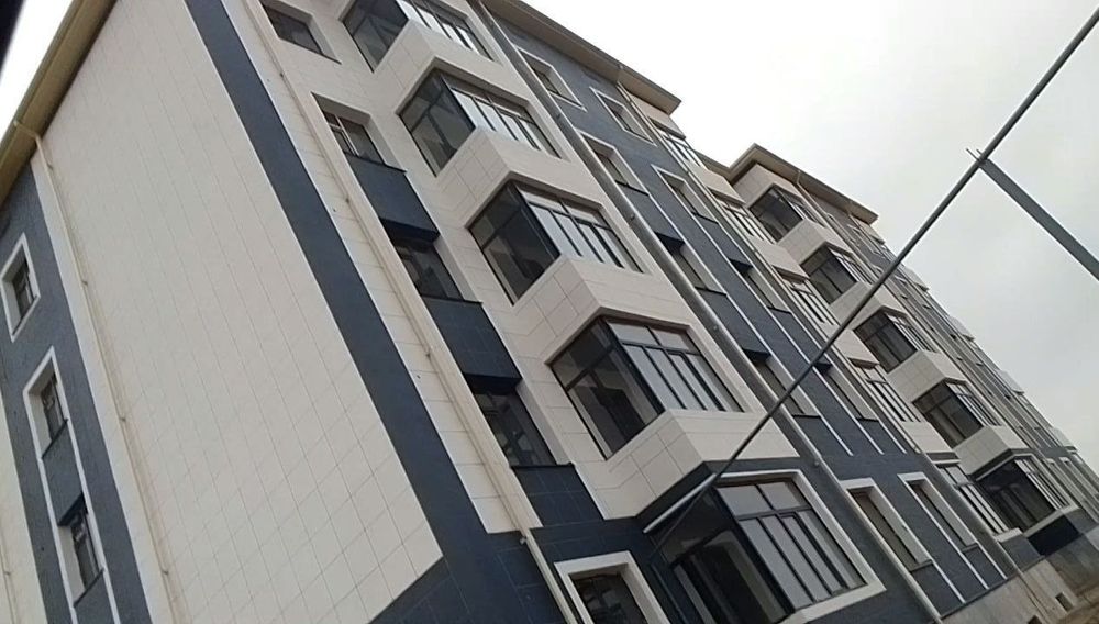 155млн тез сотилади 2хона  13мкр 28дом 35кв