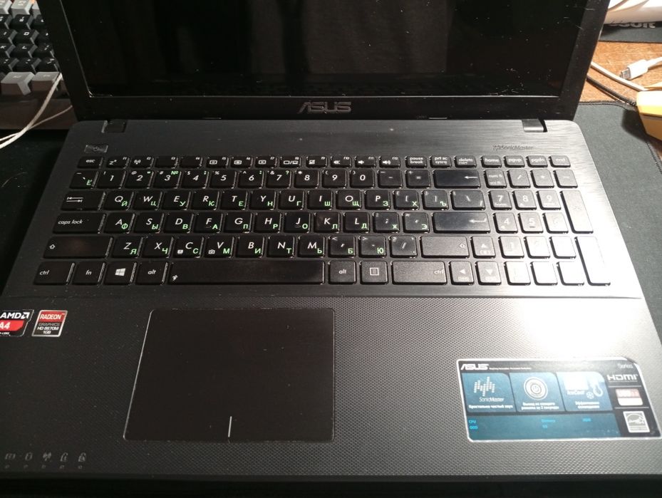 Ноутбук ASUS X552
