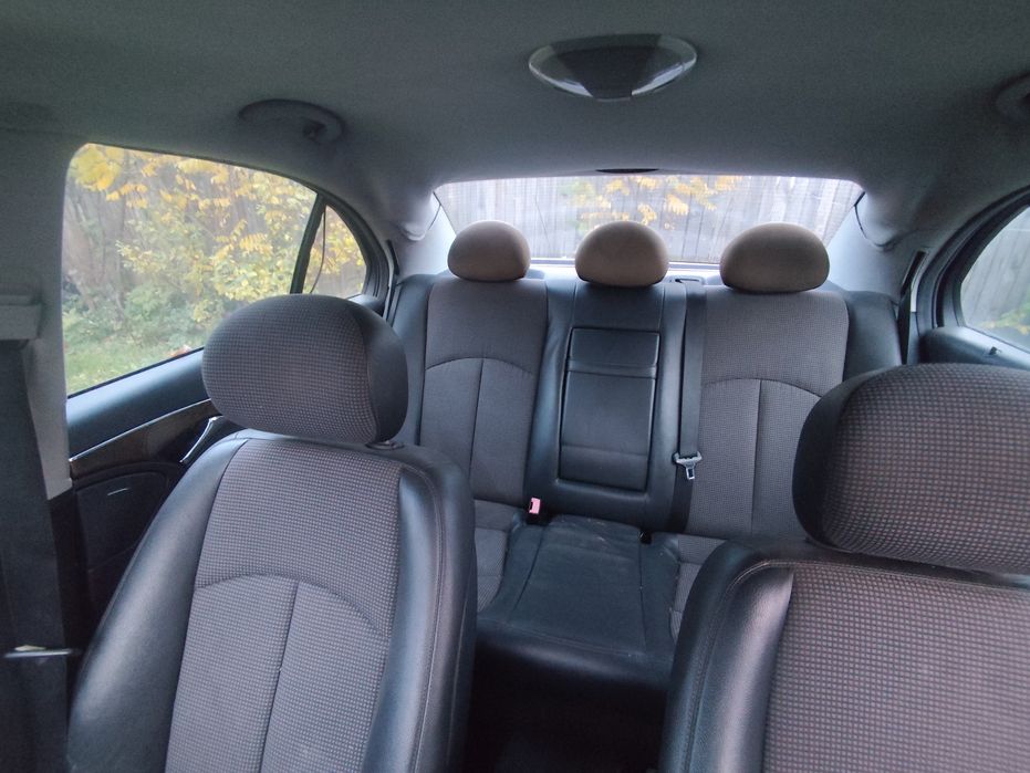 Vând Mercedes classs