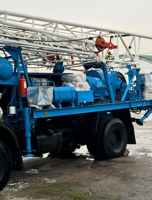Самоходная буровая установка 1БА-15В нового образца