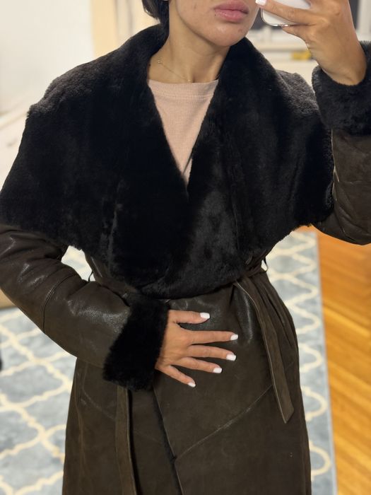 Palton  cu cordon din piele si blana naturala