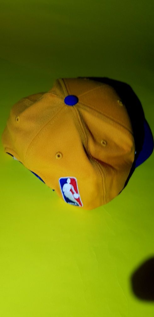 ШапкиAdidas NBA Warriors  Under Armor  lacoste Arteryx
