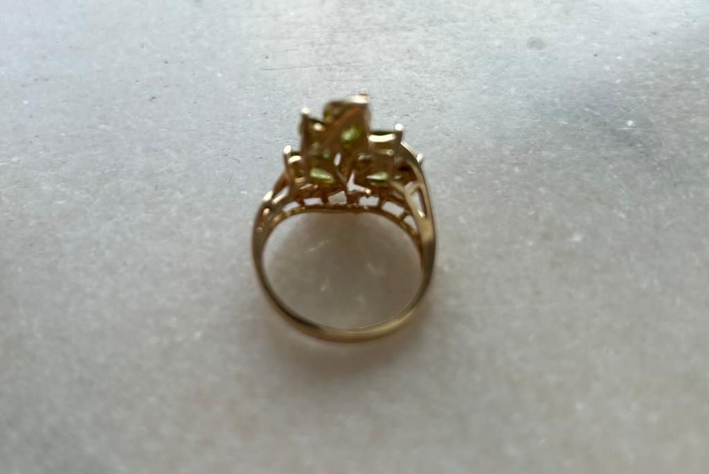 Inel vintage din aur de 14K cu peridot, marimea 15