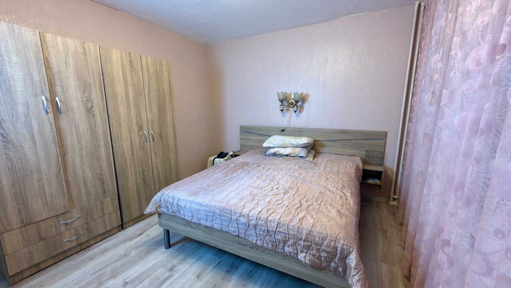 Двустаен апартамент в Люлин 5