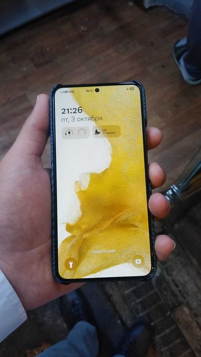 Самсунг     с22.