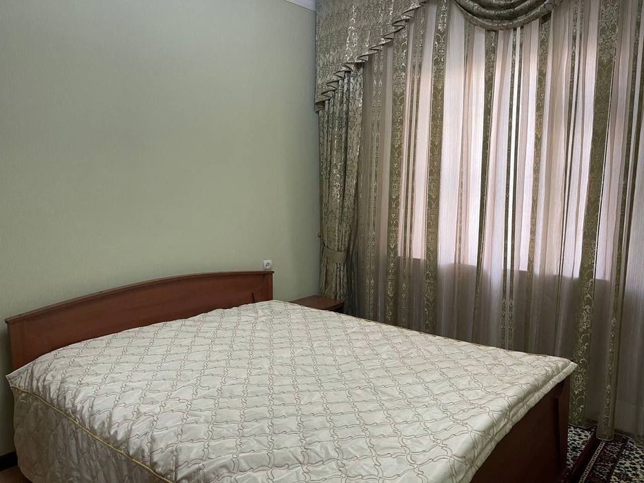 Квартира на Осиё (Ц6)- метро Минор 3/7/9 общ пл 72м  с мебелью