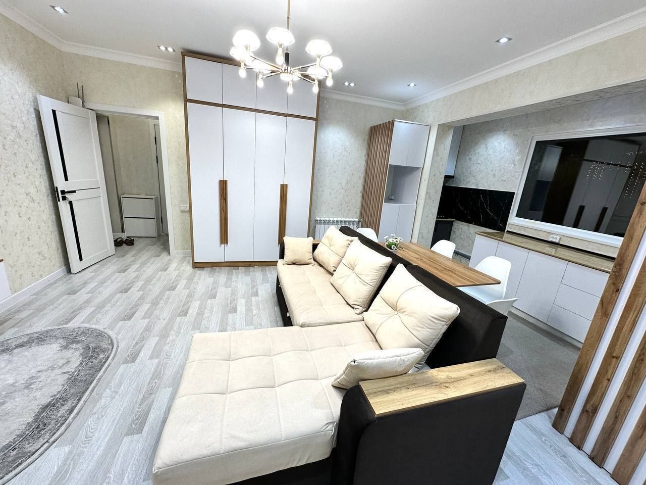 Продается 1в2 ком квартира, ЖК Дархан, ор-р:Академия Вооружен.Сил,45м²