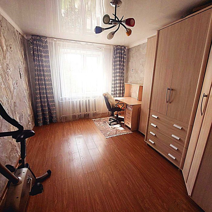 Портьеры и тюль в спальне б\у в хорошем состоянии
