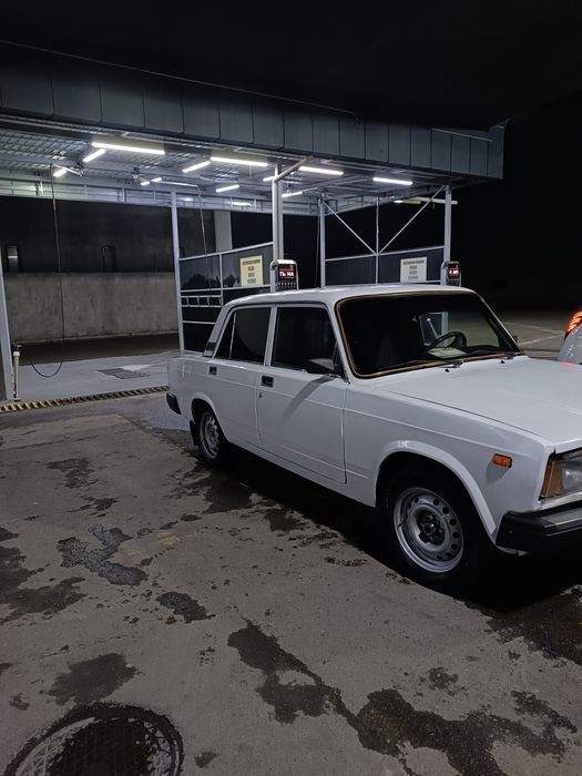 2107 yili 1984 gaz.benzin