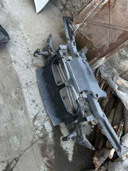 Части от бмв 318 е46