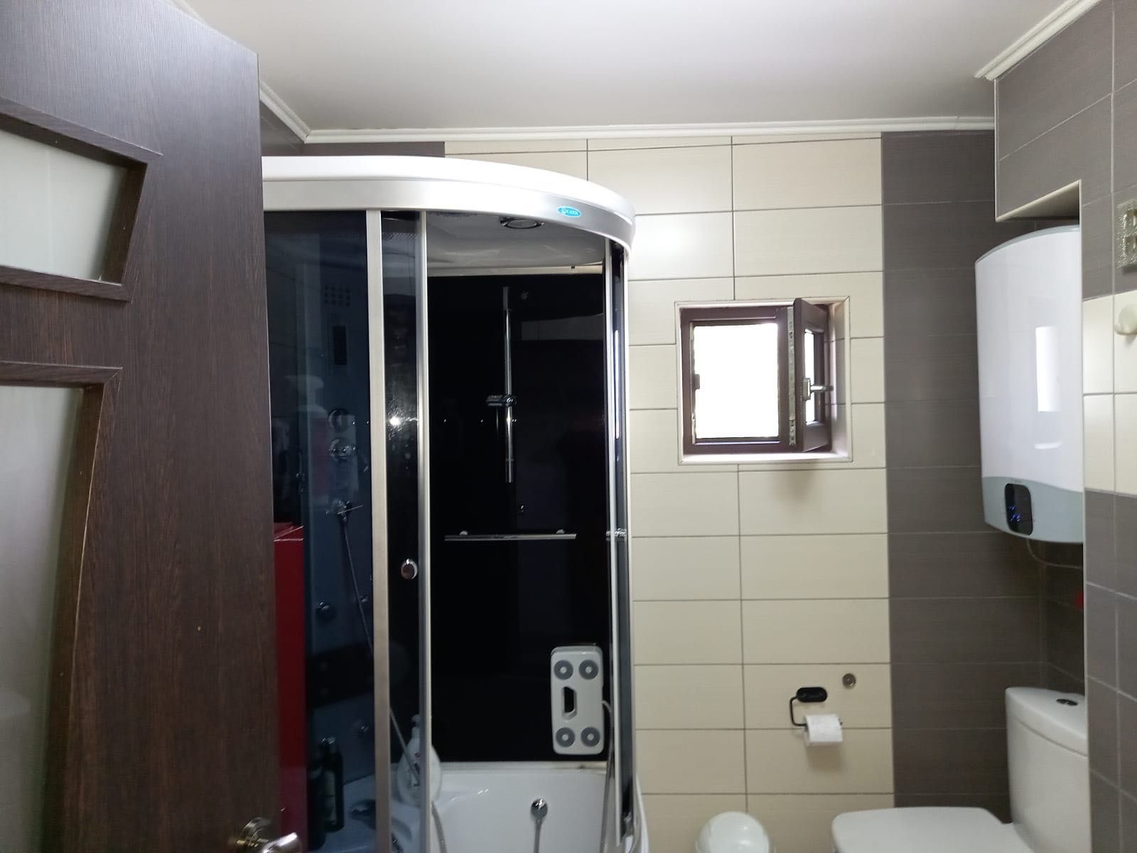Vand apartament 3 camere