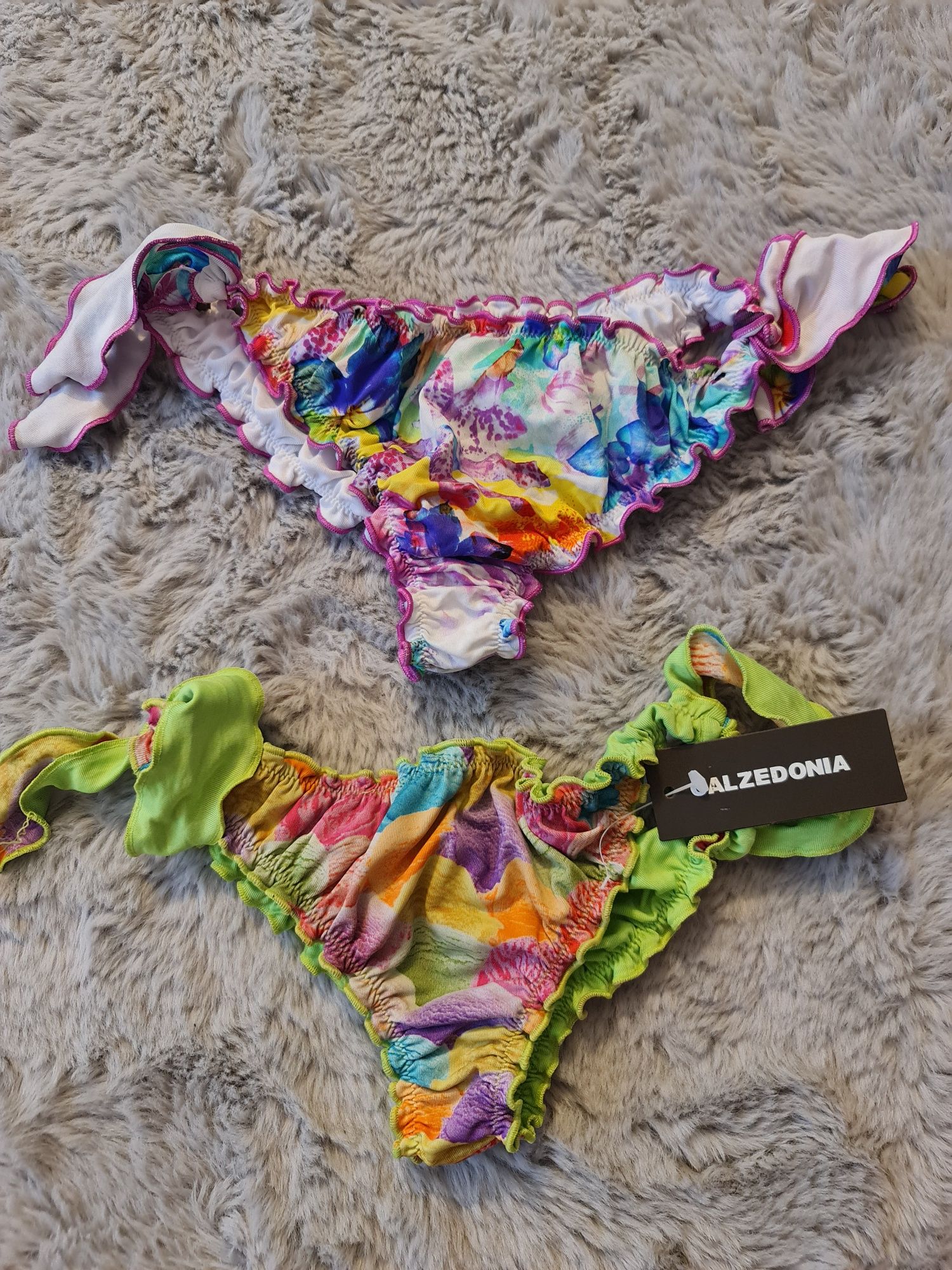 Costume de baie Calzedonia,Pretty Little Thing,H&M