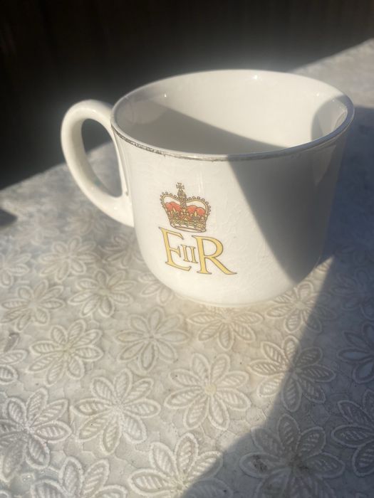 Cana comemorativa Regina Elisabeta