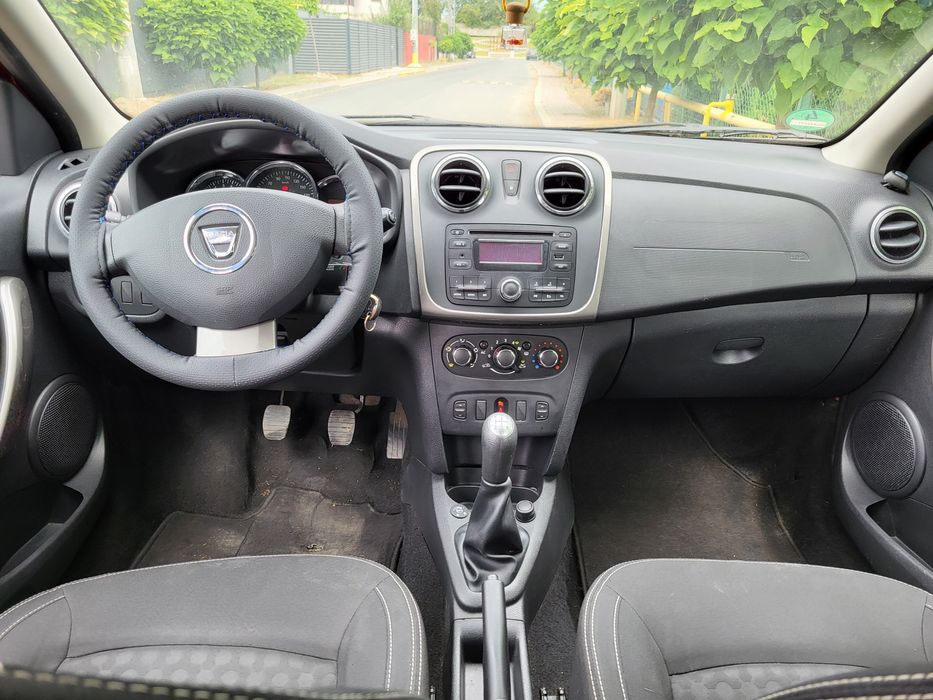 Dacia logan mcv break . 2014 euro 5. Gpl . Clima. Geamuri electrice.