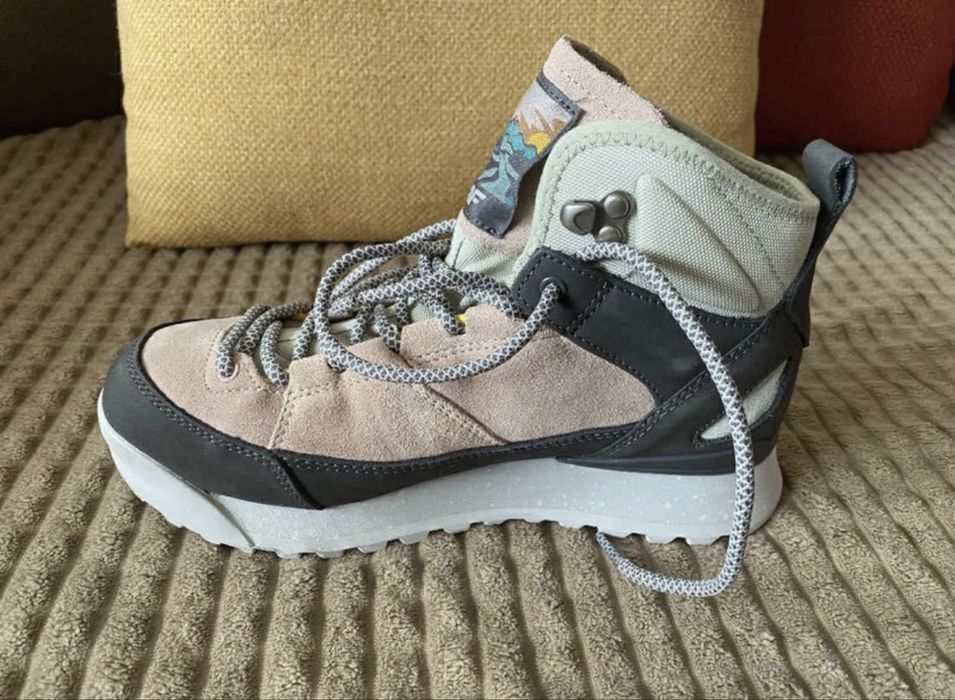 Bocanci Dama 4F Noi cu eticheta