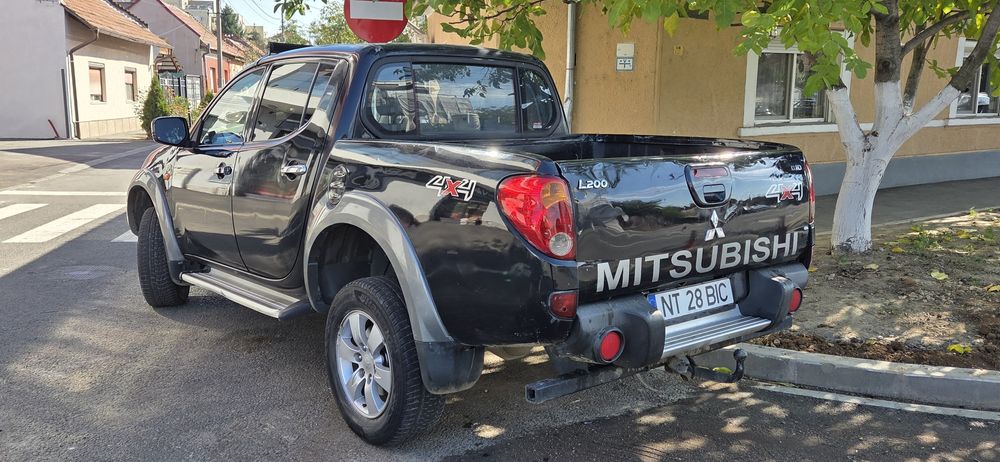 Mitsubishi L 200 4x4 climatronic