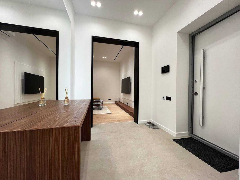 R17! Сдаётся Шикарная квартира 2/5/9 на Мирабадский ор-р метро Айбек!