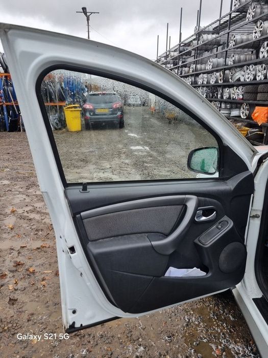 Usa Stanga Fata Dacia Duster Facelift 2013 - 2018 SUV 4 Usi Glacier White Dv369 (1398)