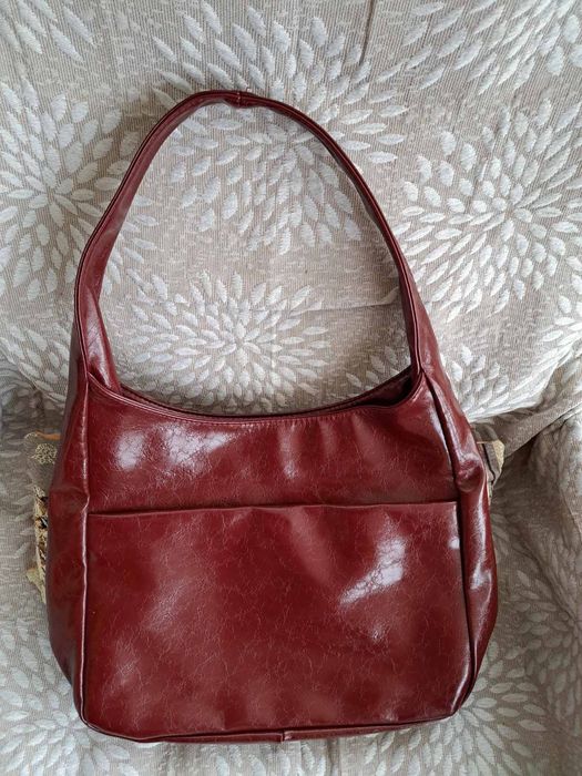 Дамски чанти среден размер