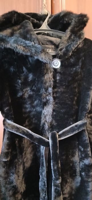 Продам шубу цигейку почти новая ...