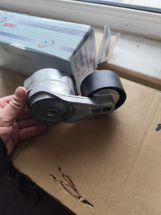 Vând întinzătoare Scania