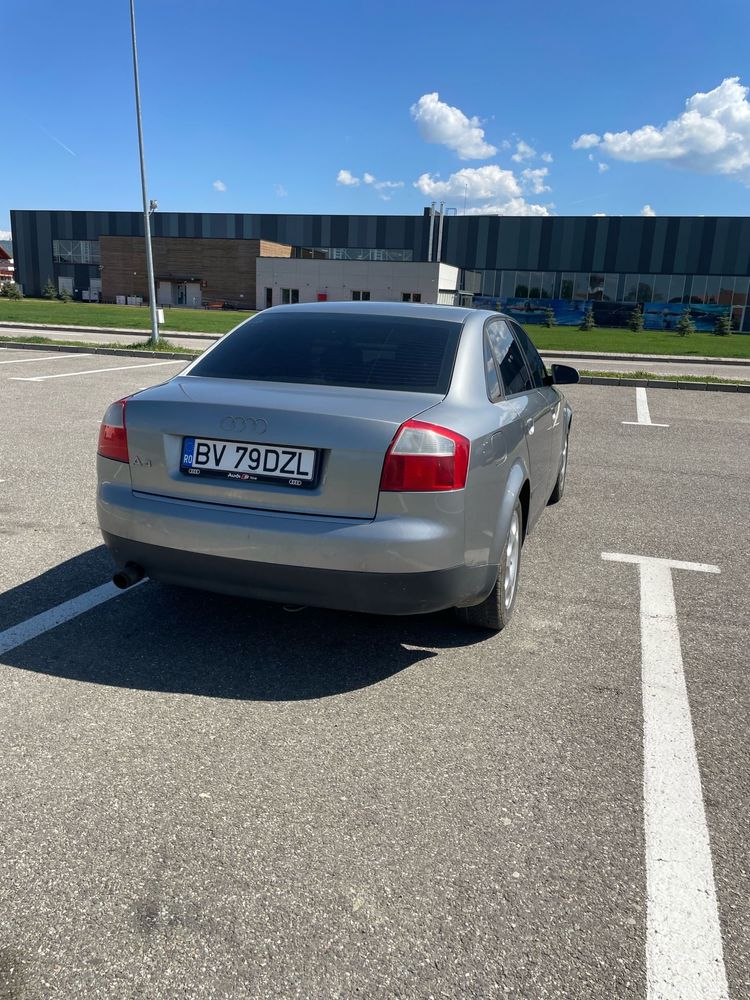 Audi A4 B6 sedan
