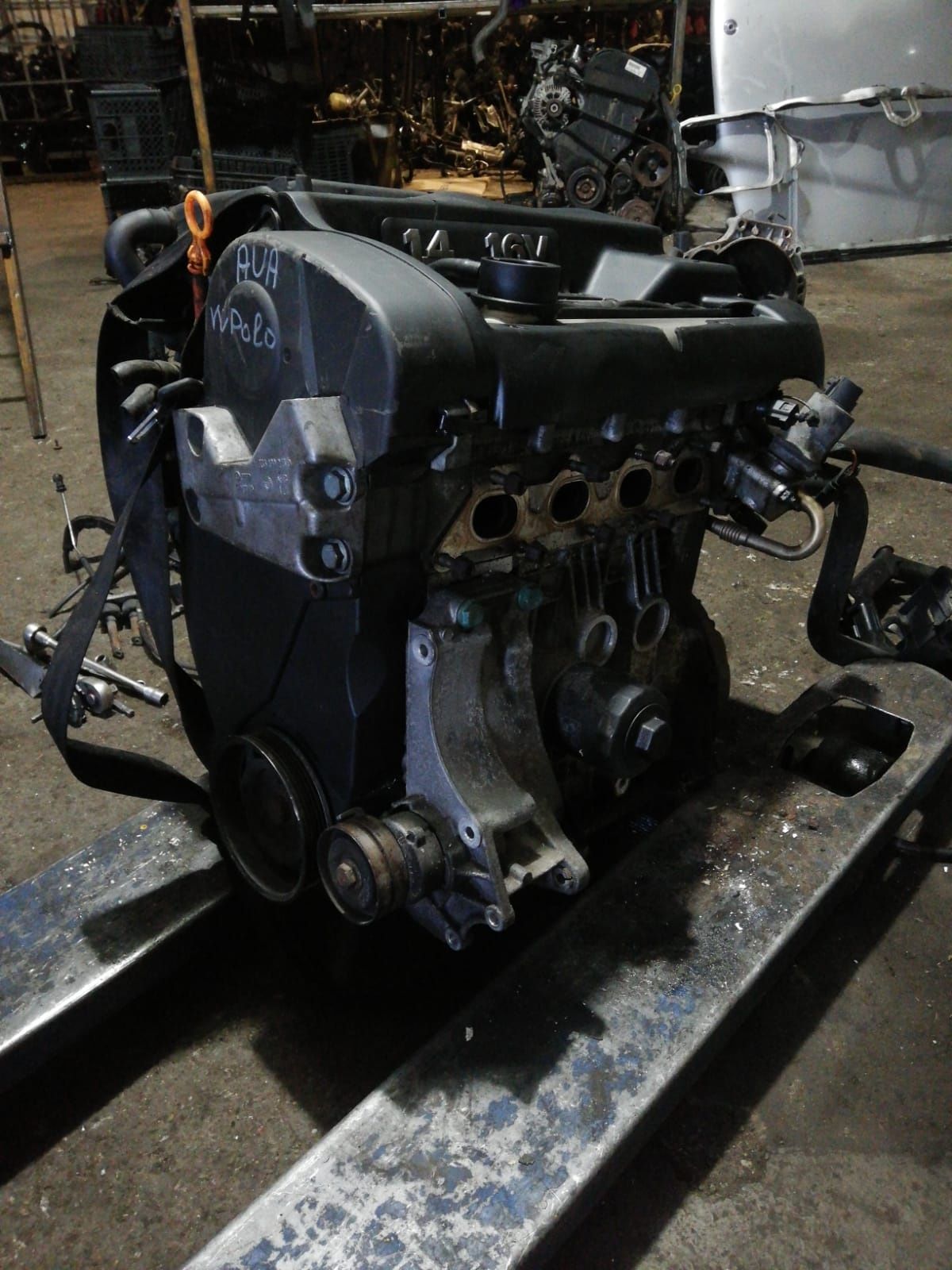Двигатель на Фольксваген 1.4л 16кл. AUA