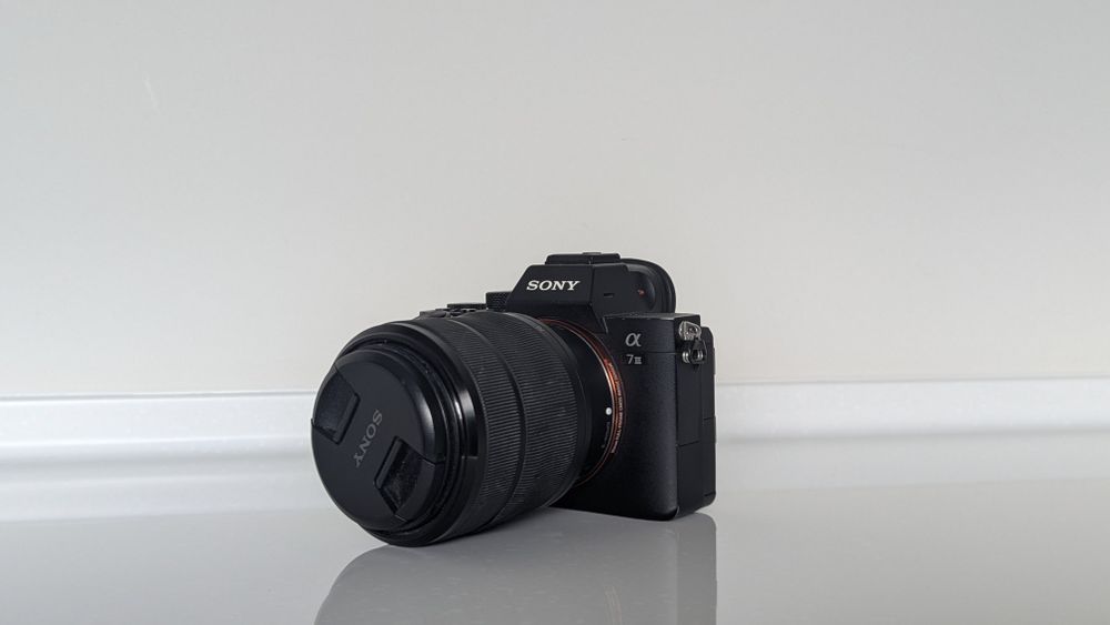Продам Sony A 7III BODY