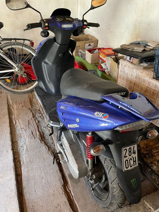 Vănd scutere TGB 50cc/KEEMNWAY 50cc/SCUTER 125