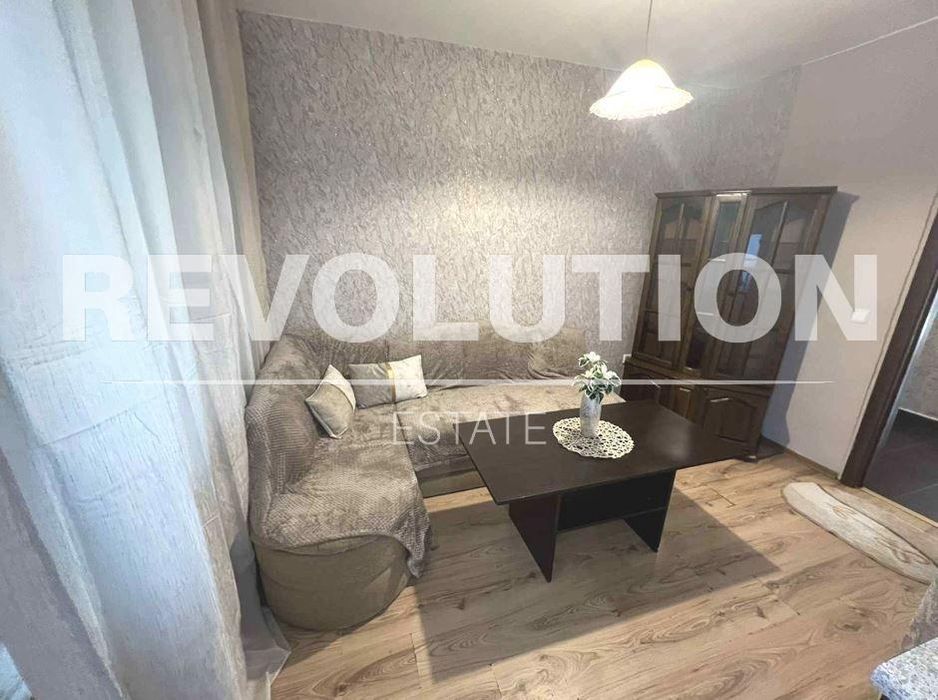 Дава се под наем Двустаен апартамент в Варна, Колхозен пазар - 60 кв.м за 500 € - Снимка #1