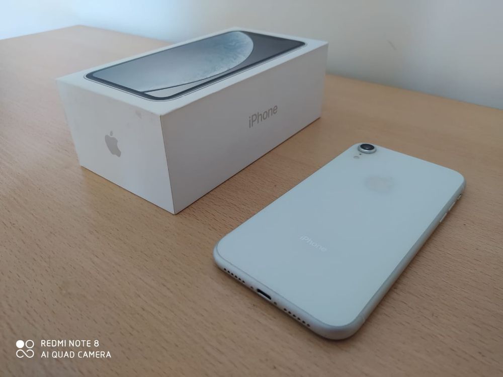 Продам Iphone xr 64gb 2-sim в хорошем состояний