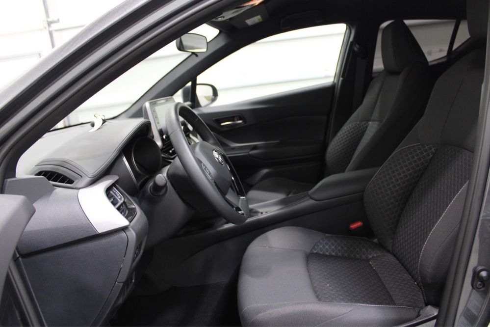 Dezmembrez Toyota C-HR Hybrid 2021