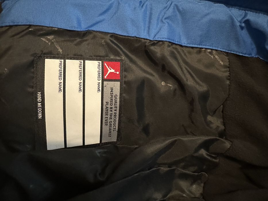 Geaca noua Jordan Nike