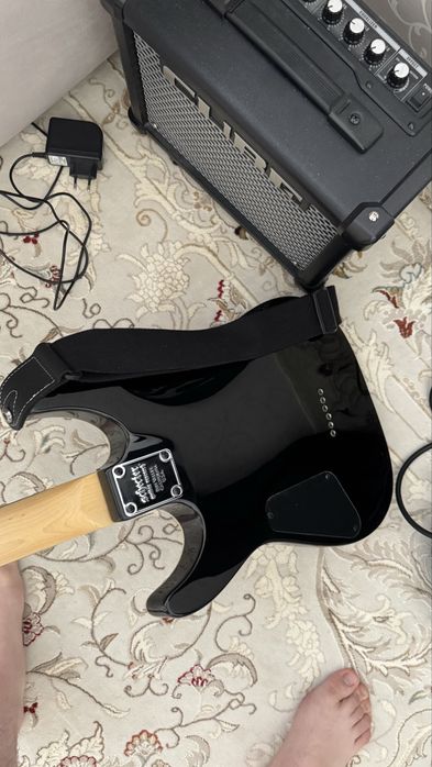 Гитара Schecter Omen 6 BLK Gloss + Roland Cube 10GX | Полный комплект