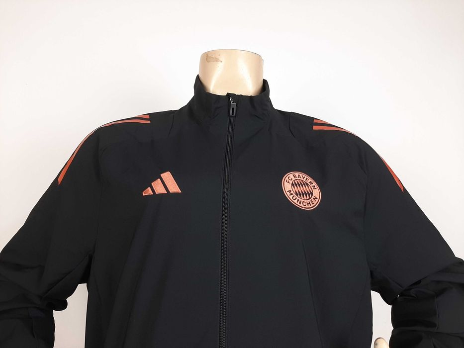 Adidas Bayern Munchen - Оригинално мъжко тънко яке размер XL