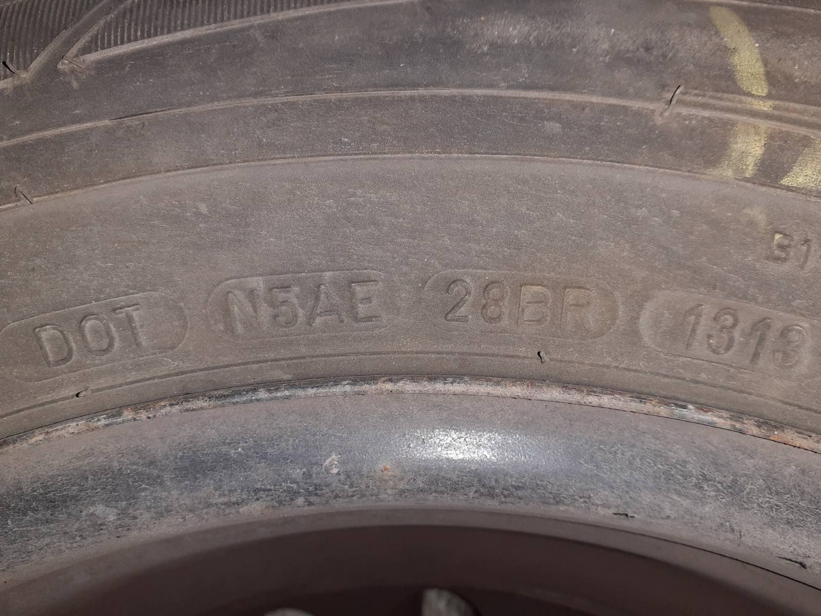 Зимни гуми Dunlop 195/65/15 джанти и тасове
