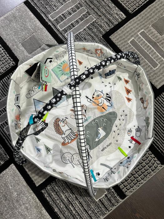 Spațiu de joacă bebeluși