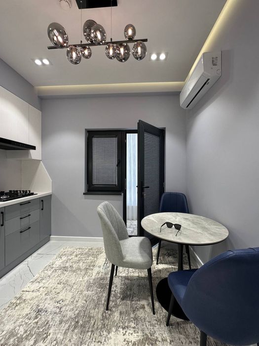 Метро Мирзо Улугбек йонида квартира ижарага берилади