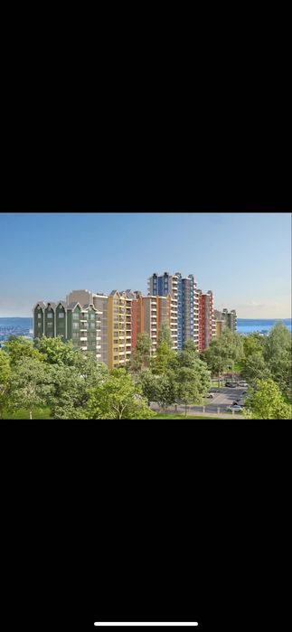 Давам под наем закрито паркомясто в комплекс Фемили Гардан