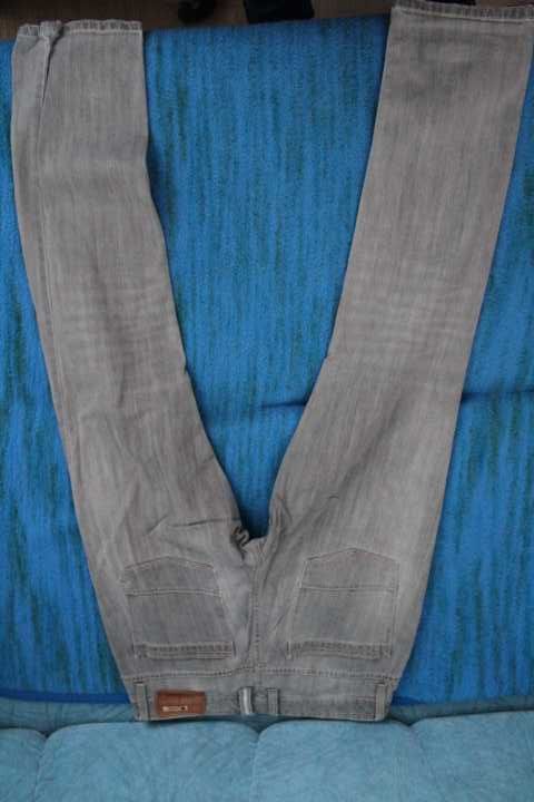 Hanorac Naketano S si blugi Camel Active Hudson 34/32
