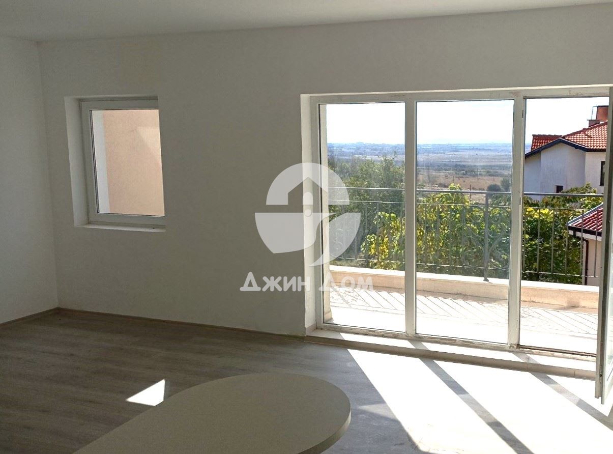 Продава се Двустаен апартамент в с. Кошарица, Област Бургас - 68 кв.м за 659 €/кв.м - Снимка #3