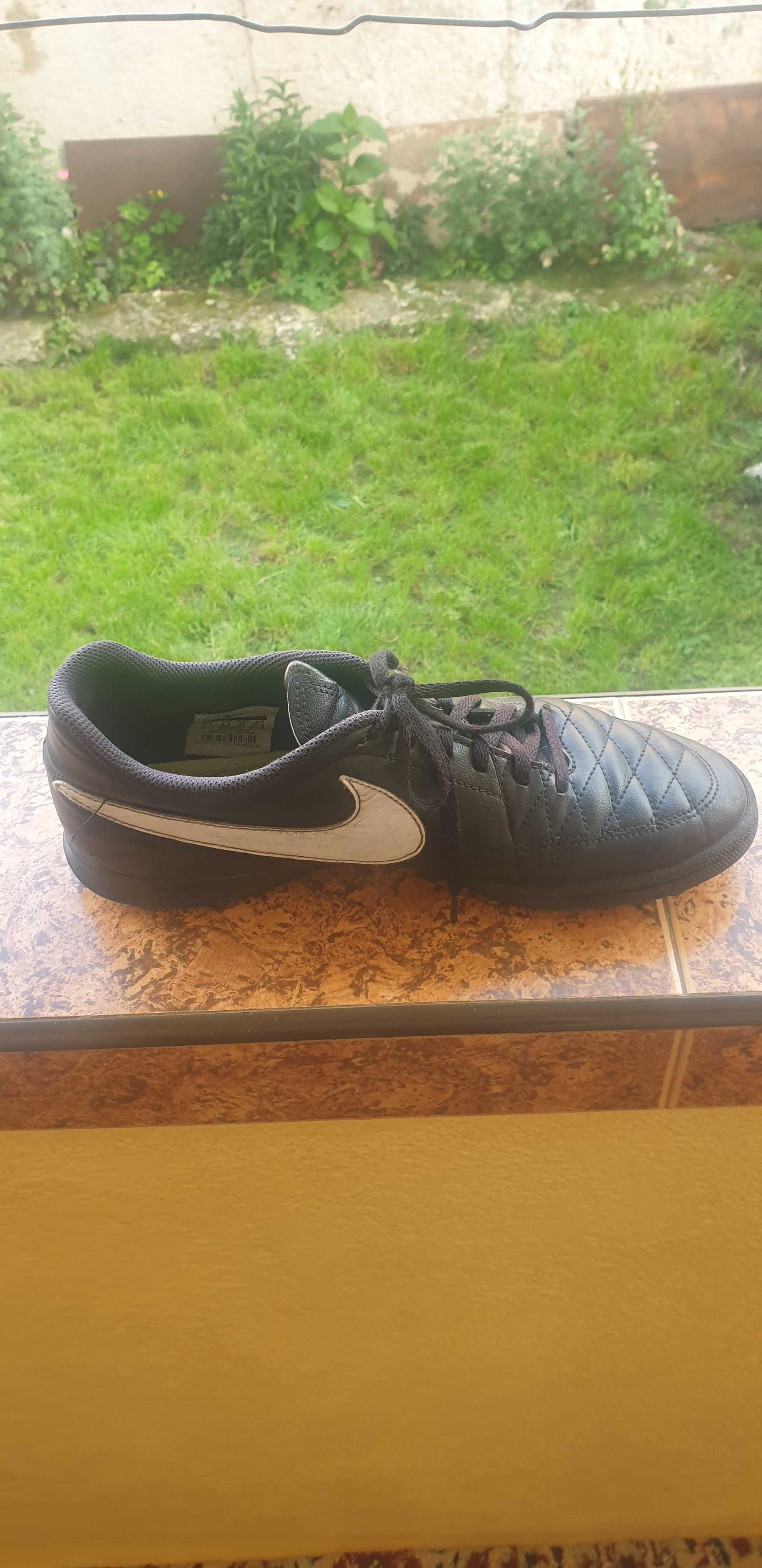 стоножки Nike 43ти размер
