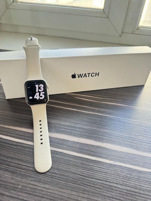 Apple Watch SE 2nd generation 40mm