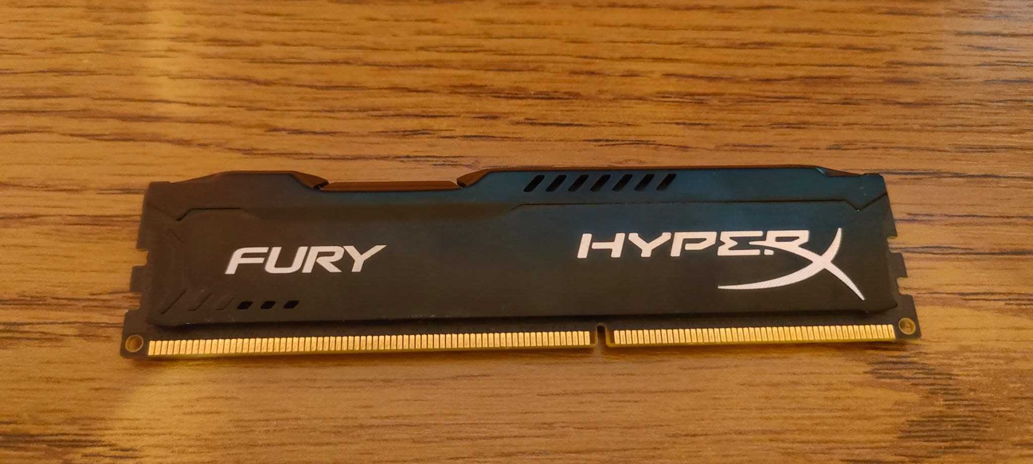 Memorie HyperX FURY Black 4GB, DDR3, 1333MHz, CL19, 1.5V HX313C9F/4