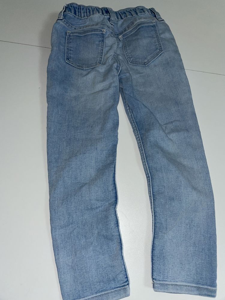 Blugi / Jeans H&M fete 110 cm  4-5 ani