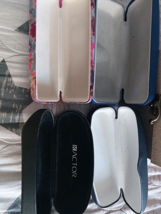 Продам чехлы для очков