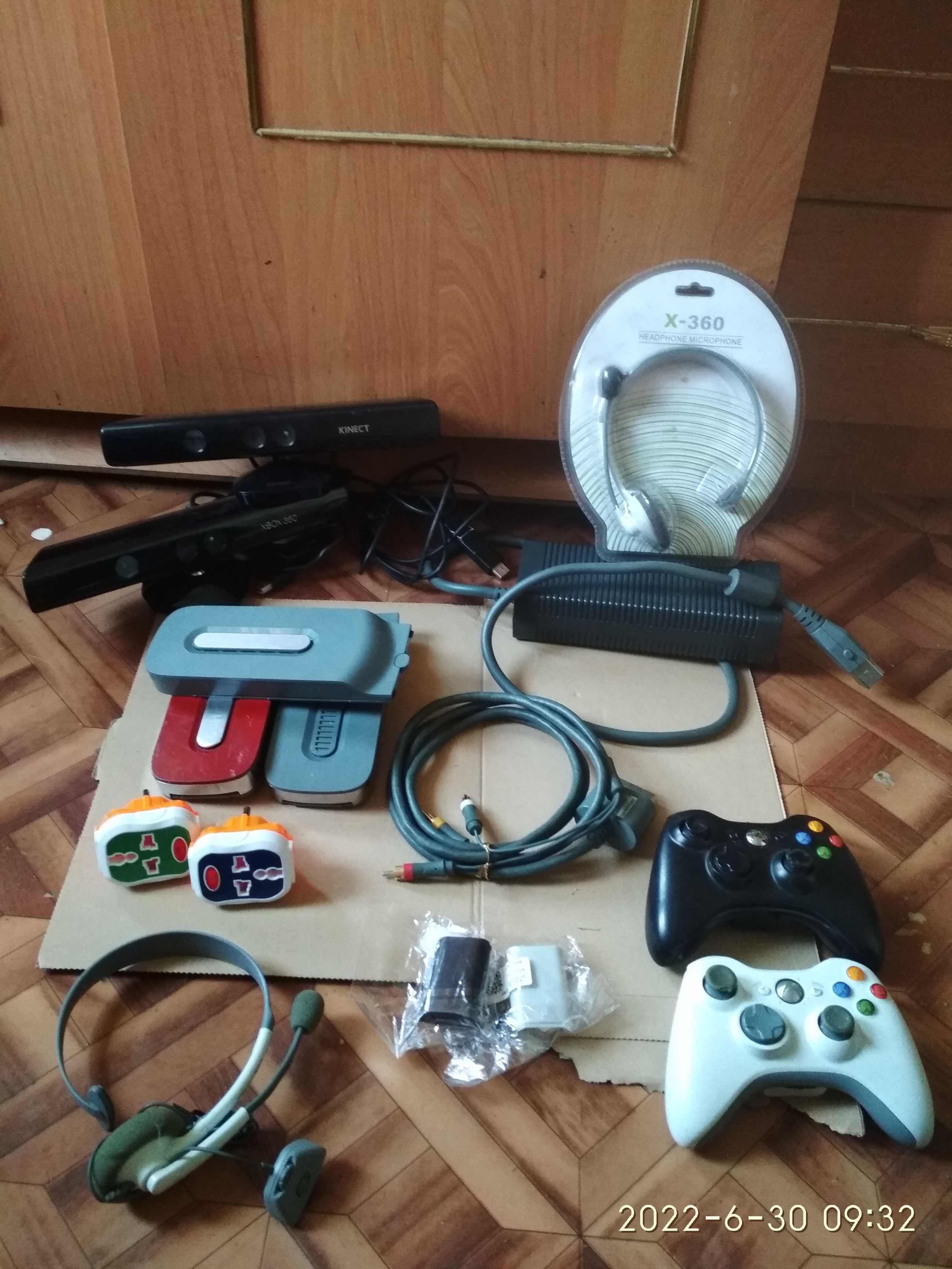 X BOX и аксессуары продам .